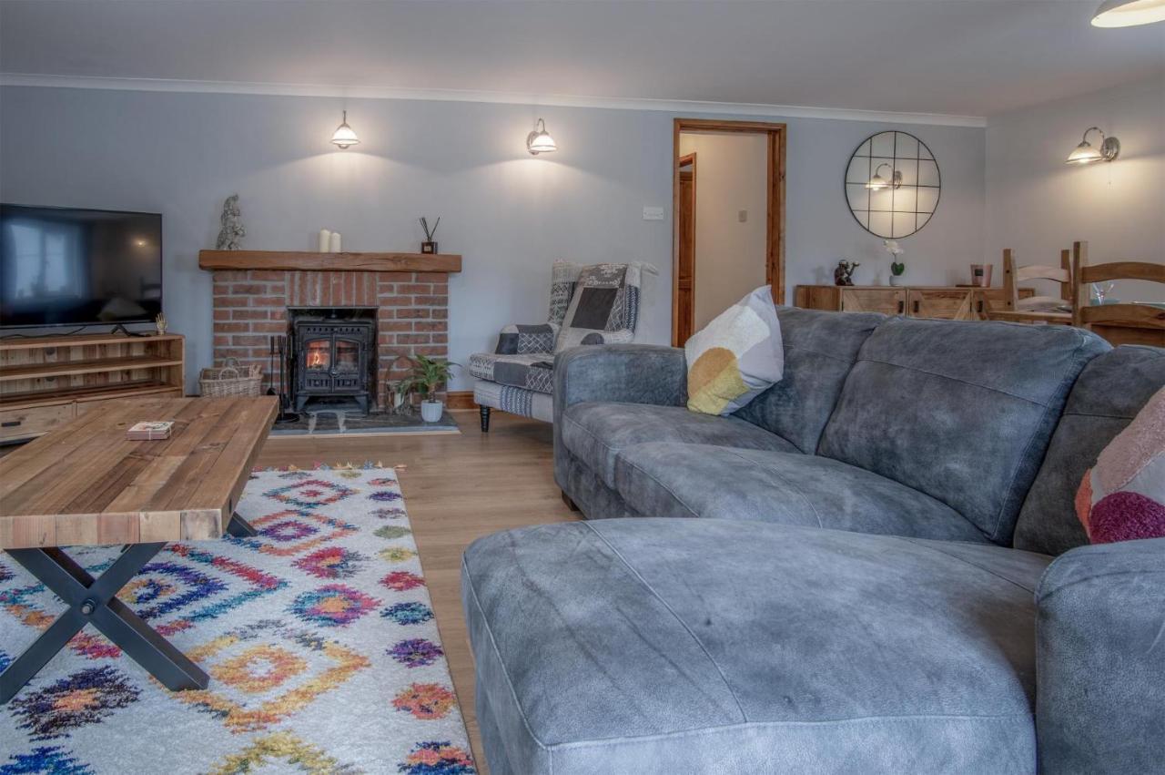 Tucking Mill - 3 Bedroom Holiday Home - Stepaside Stepaside  Экстерьер фото