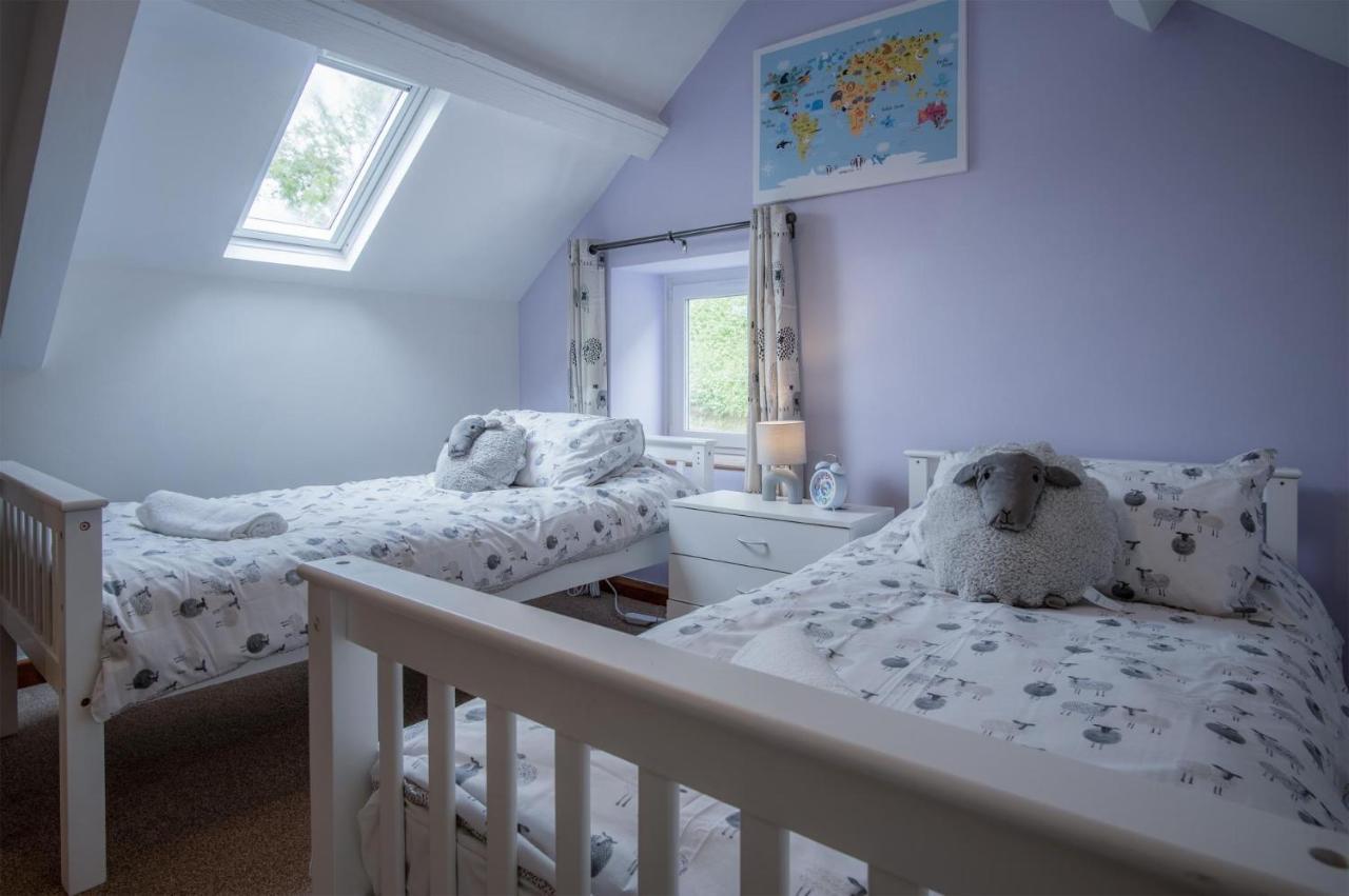 Tucking Mill - 3 Bedroom Holiday Home - Stepaside Stepaside  Экстерьер фото