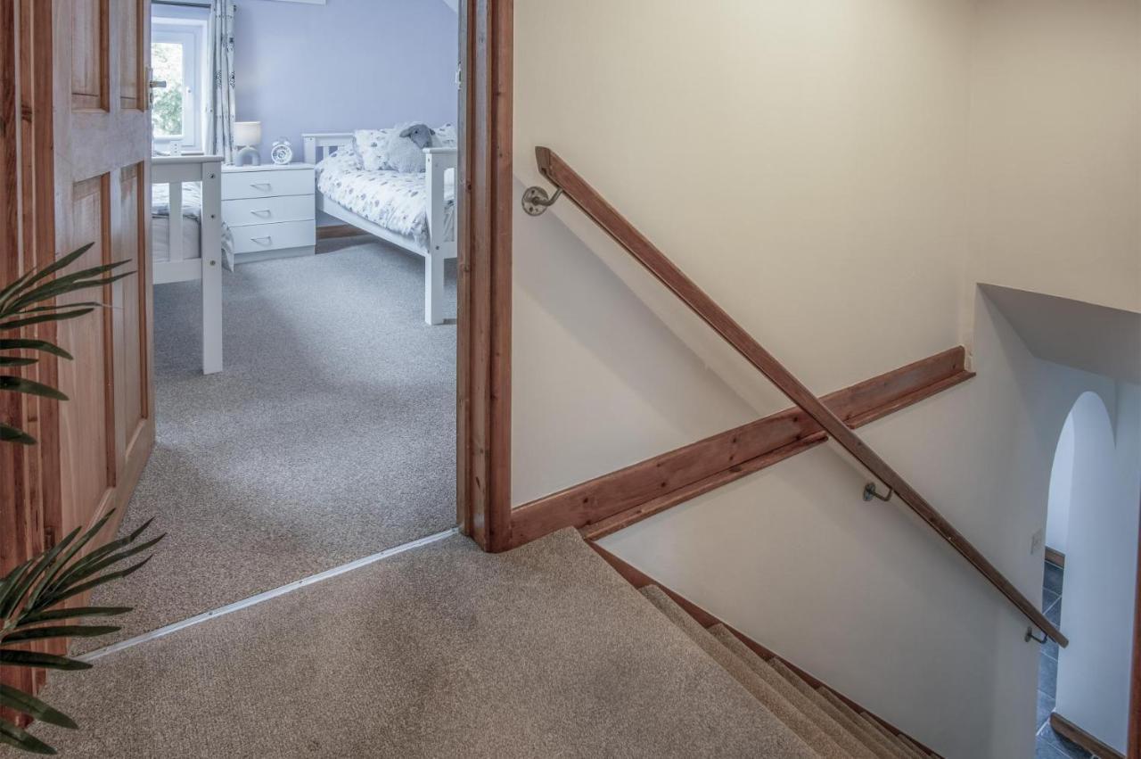 Tucking Mill - 3 Bedroom Holiday Home - Stepaside Stepaside  Экстерьер фото