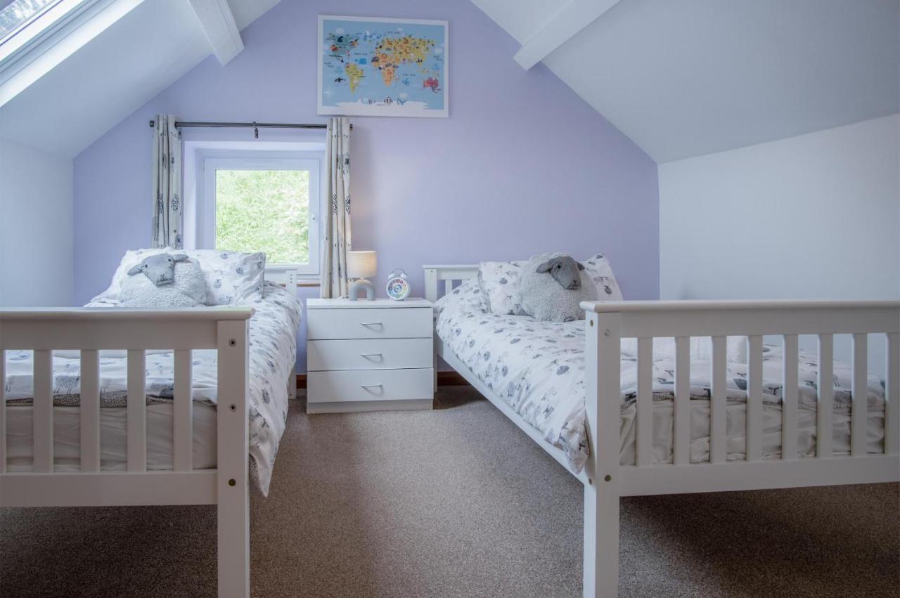 Tucking Mill - 3 Bedroom Holiday Home - Stepaside Stepaside  Экстерьер фото