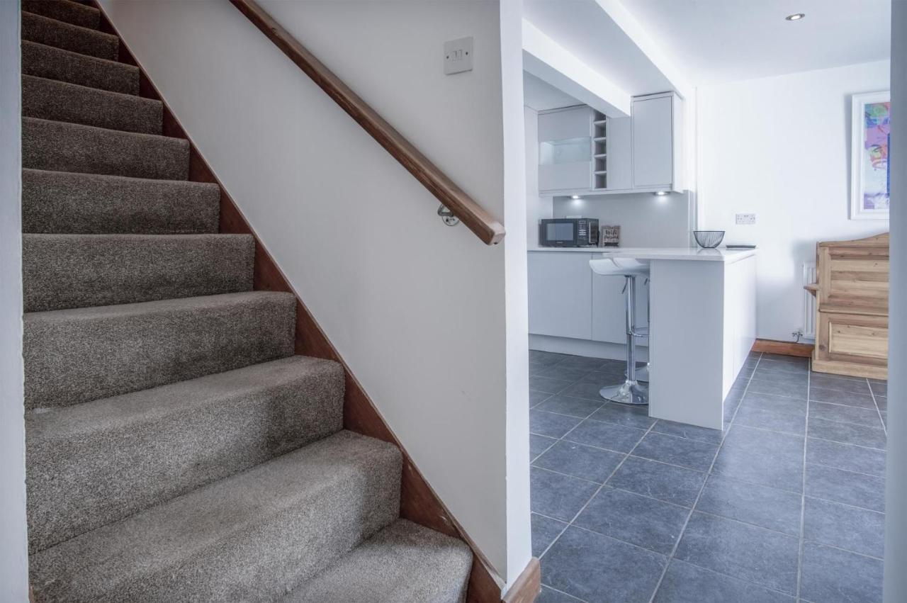 Tucking Mill - 3 Bedroom Holiday Home - Stepaside Stepaside  Экстерьер фото