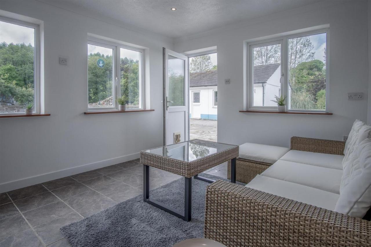 Tucking Mill - 3 Bedroom Holiday Home - Stepaside Stepaside  Экстерьер фото